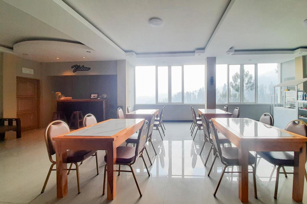 Delvia Bromo Homestay Mitra Reddoorz Pasuruan Bagian luar foto